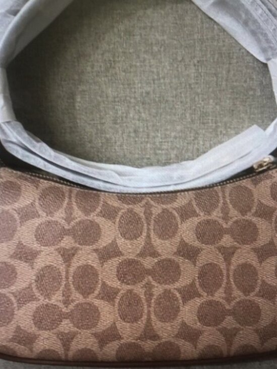 Coach Ashton Bag With Signature Canvas NWT - Picture 2 of 6